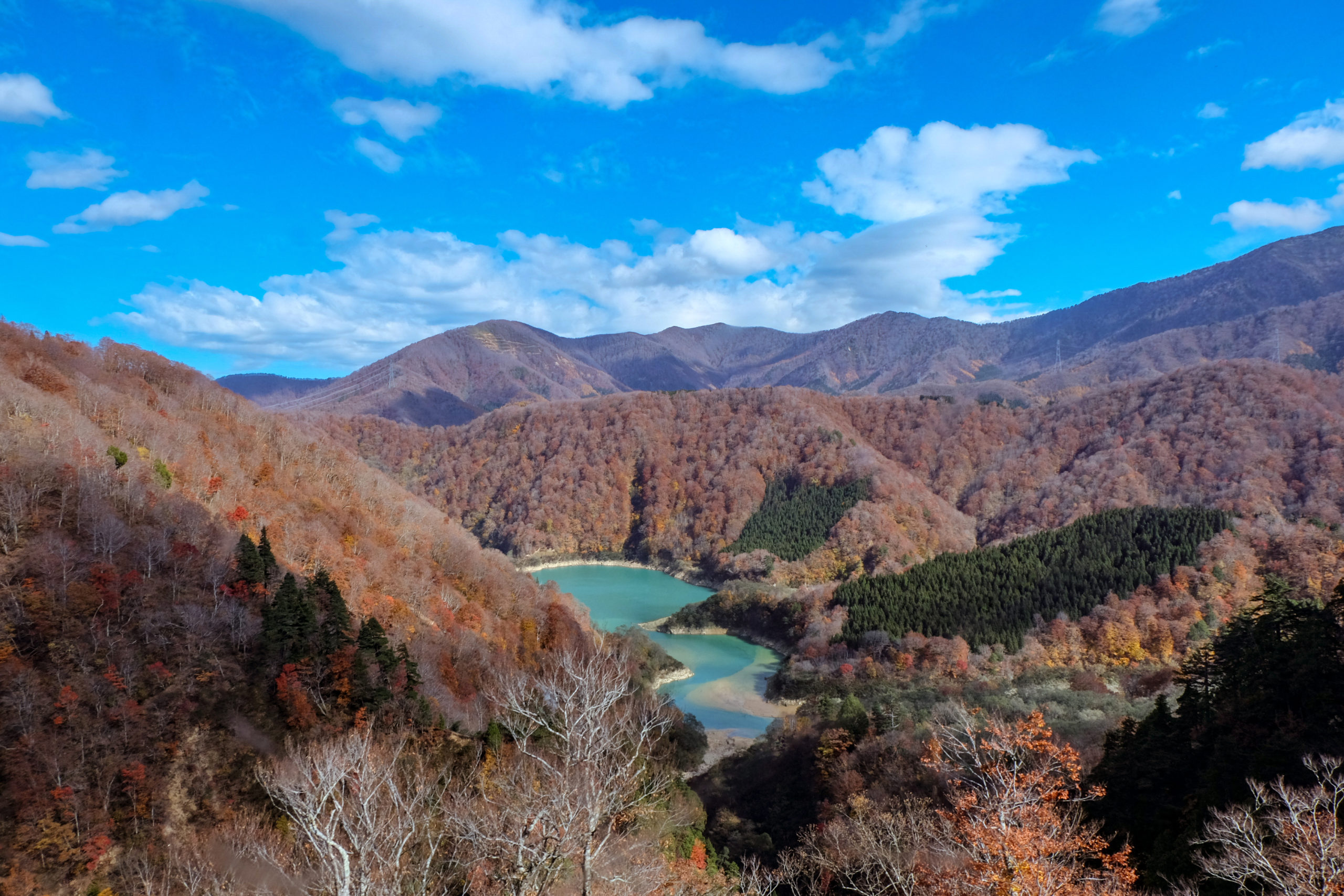 The view of Kiyotsu River from the Dragondola. Photo by Wanmai Nonthitipong.